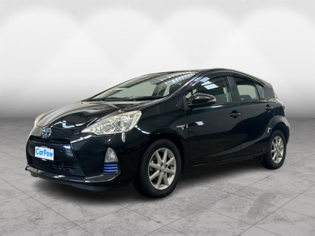 Toyota AQUA  2013
