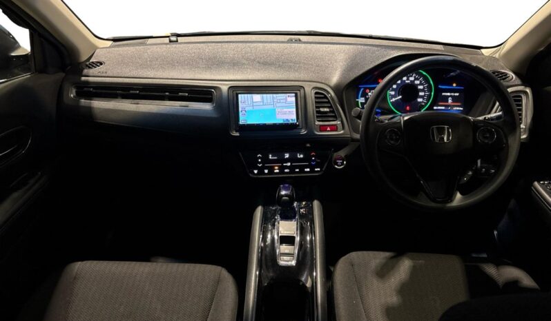 
								Honda Vezel HV X 2015 full									