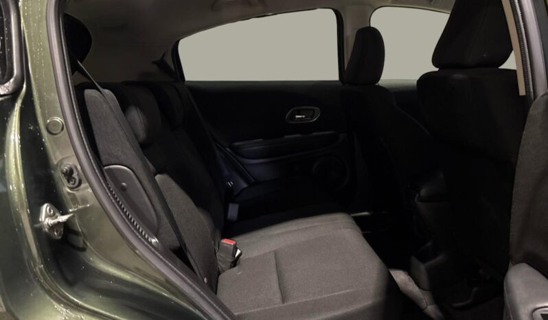 
								Honda Vezel HV X 2015 full									