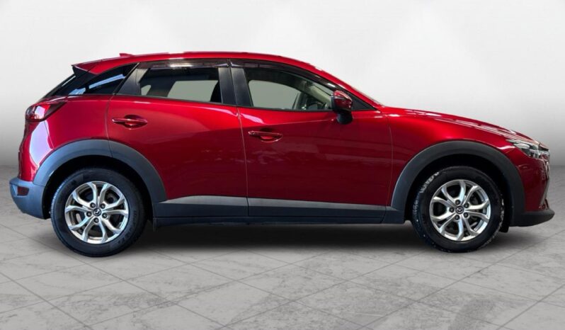 
								Mazda CX-3  2017 full									