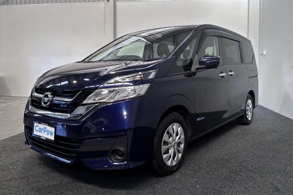 Nissan SERENA X V Selection 2017