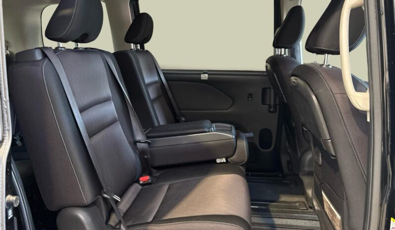 
								Nissan SERENA Highway Star -V Selection 2017 full									