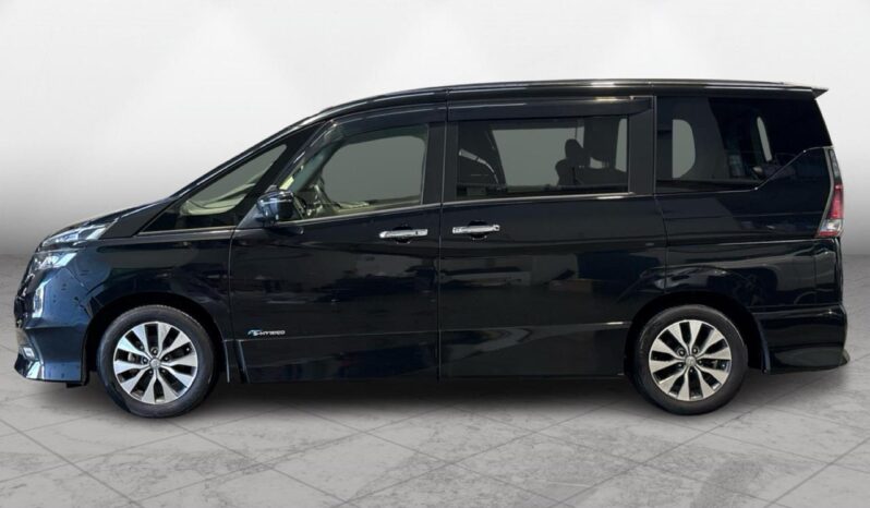 
								Nissan SERENA Highway Star -V Selection 2017 full									
