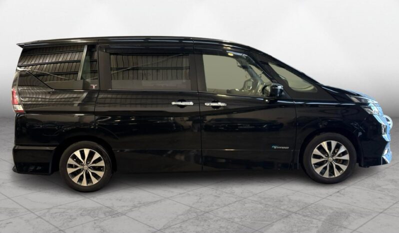 
								Nissan SERENA Highway Star -V Selection 2017 full									