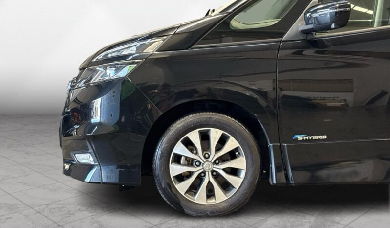 
								Nissan SERENA Highway Star -V Selection 2017 full									