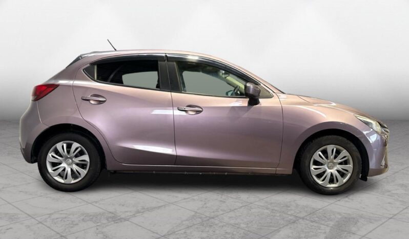 
								Mazda DEMIO 13S 2014 full									