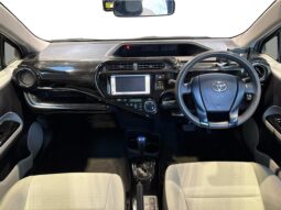 
										Toyota AQUA L 2012 full									