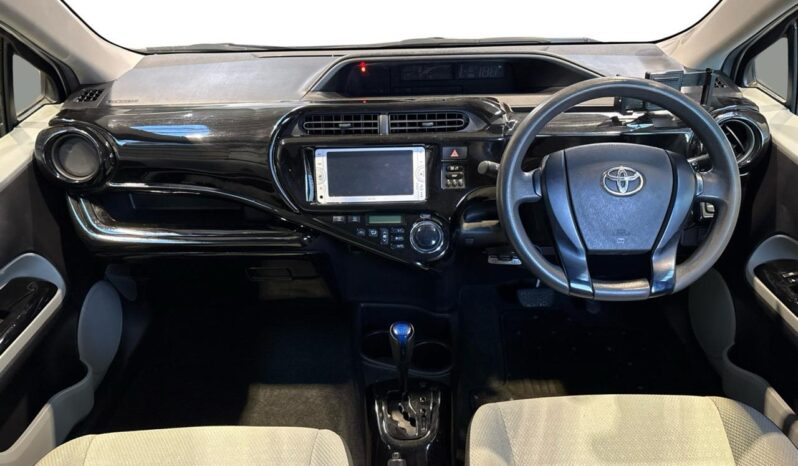 
								Toyota AQUA L 2012 full									