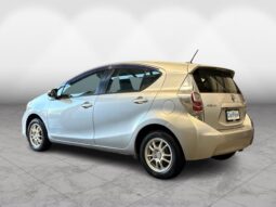 
										Toyota AQUA L 2012 full									