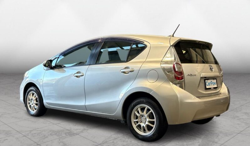 
								Toyota AQUA L 2012 full									