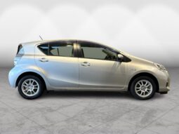 
										Toyota AQUA L 2012 full									