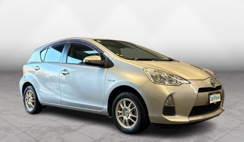 
								Toyota AQUA L 2012 full									