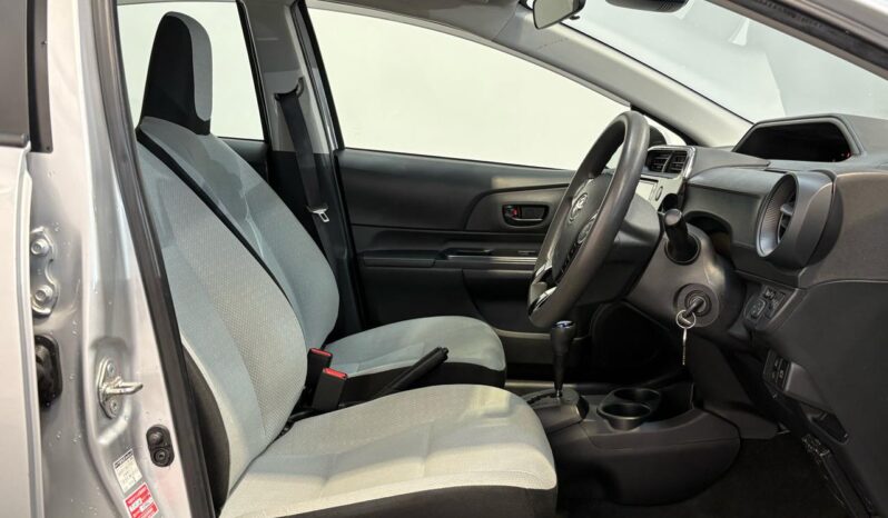 
								Toyota AQUA L 2019 full									