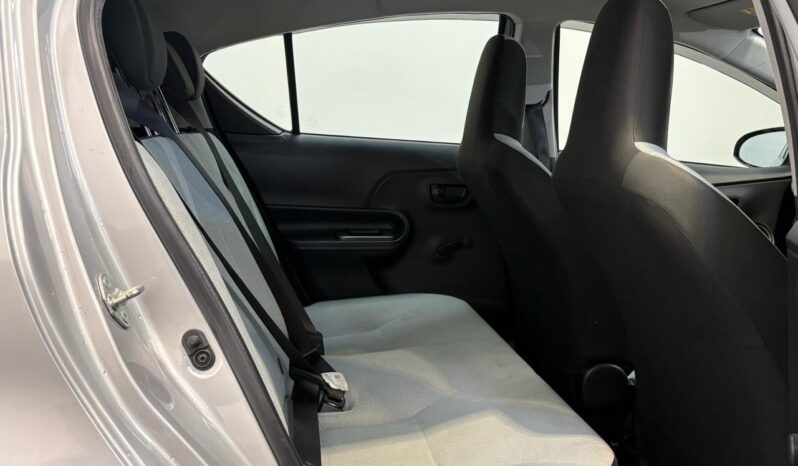 
								Toyota AQUA L 2019 full									