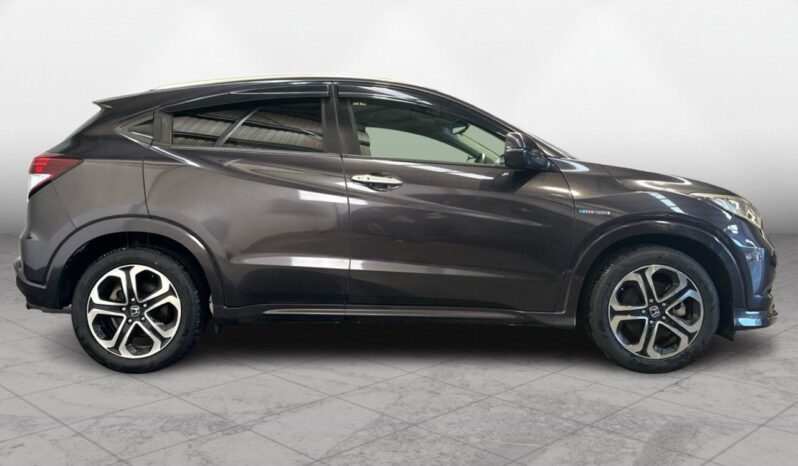 
								Honda Vezel HV Z 2015 full									