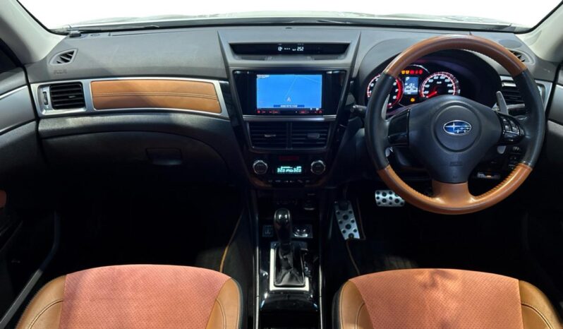 
								Subaru EXIGA CROSSOVER 7 AWD 2015 full									