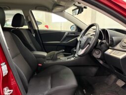 
										Mazda AXELA 2013 full									