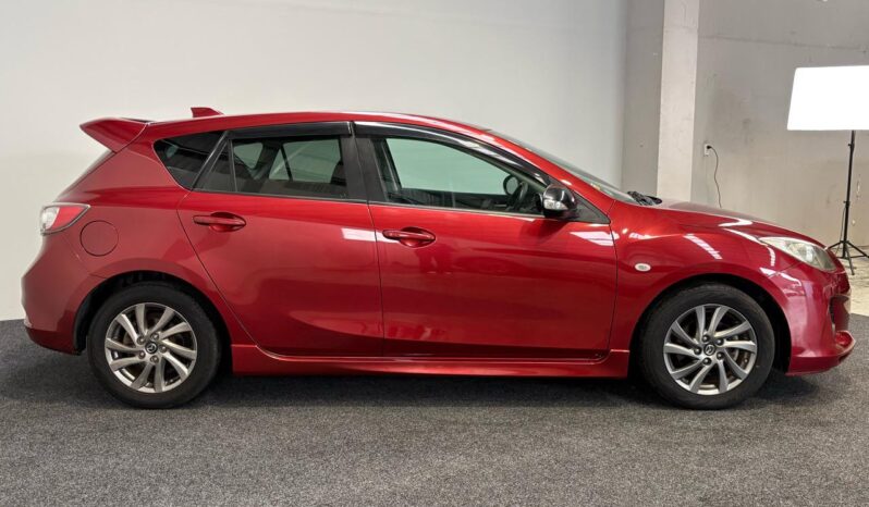 
								Mazda AXELA 2013 full									