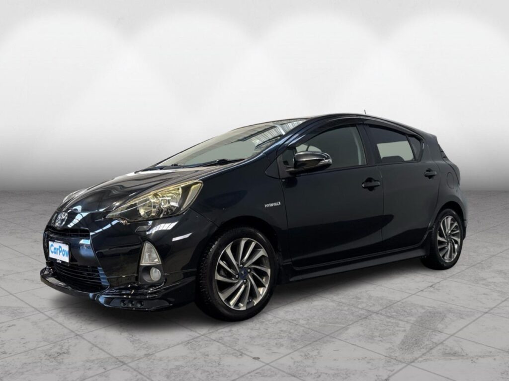 Toyota AQUA  2013