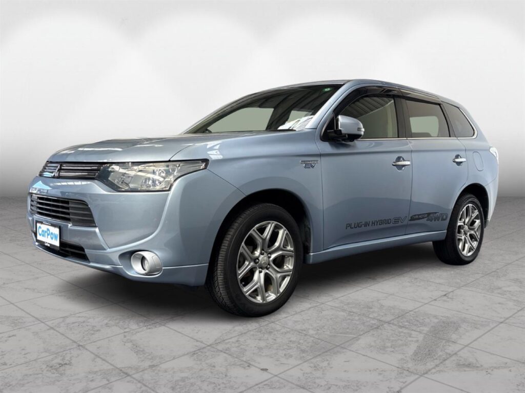 Mitsubishi Outlander PLUGIN HYBRID 2013
