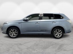 
										Mitsubishi Outlander PLUGIN HYBRID 2013 full									