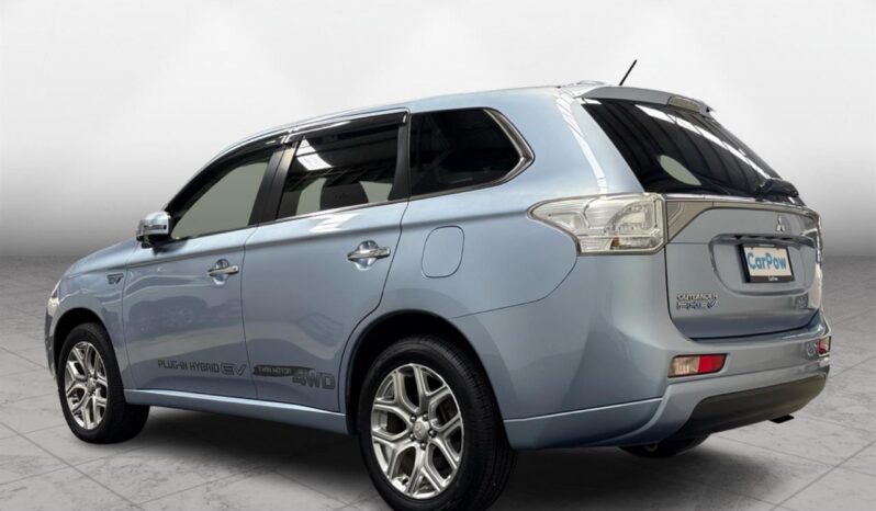 
								Mitsubishi Outlander PLUGIN HYBRID 2013 full									