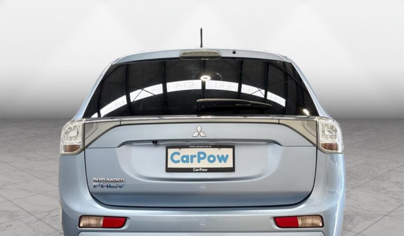 
								Mitsubishi Outlander PLUGIN HYBRID 2013 full									