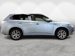 
										Mitsubishi Outlander PLUGIN HYBRID 2013 full									