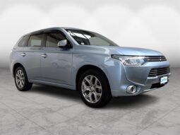 
										Mitsubishi Outlander PLUGIN HYBRID 2013 full									