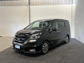 Nissan SERENA Highway Star -V Selection 2017