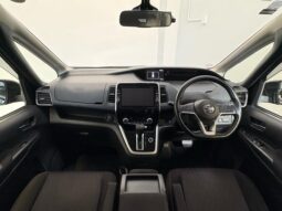 
										Nissan SERENA Highway Star -V Selection 2017 full									