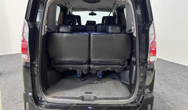 
								Nissan SERENA HIGHWAY STAR 2016 full									