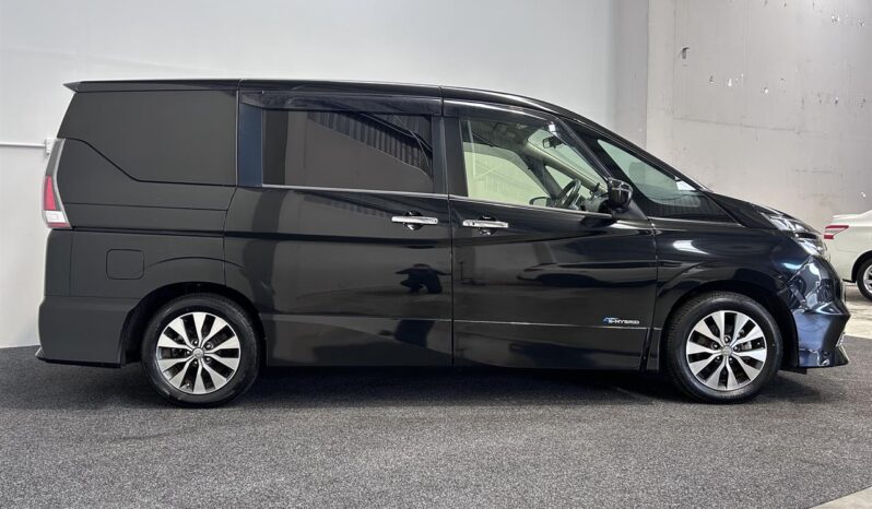 
								Nissan SERENA HIGHWAY STAR 2016 full									