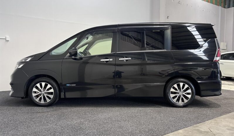 
								Nissan SERENA HIGHWAY STAR 2016 full									