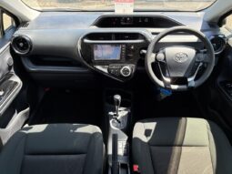 
										Toyota AQUA S Style Black 2019 full									