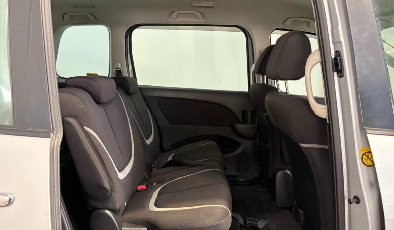 
								Mazda BIANTE 2010 full									