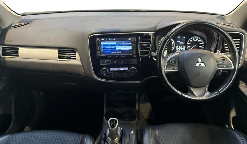 
								Mitsubishi Outlander PHEV 2013 full									