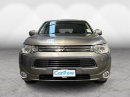 
										Mitsubishi Outlander PHEV 2013 full									