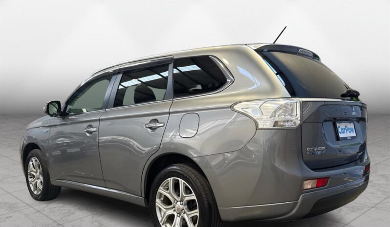 
								Mitsubishi Outlander PHEV 2013 full									