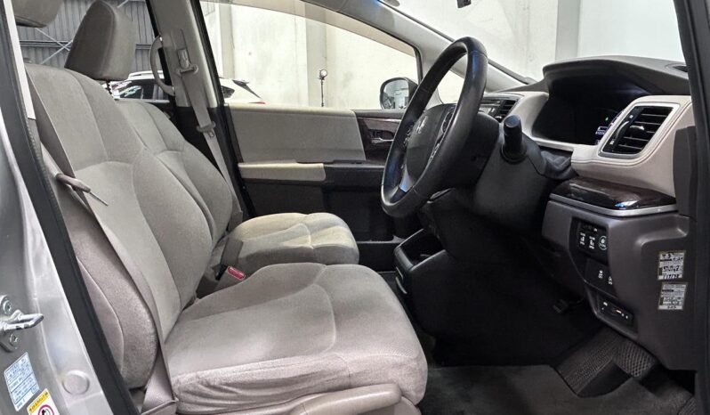 
								Honda ODYSSEY G EX 2014 full									