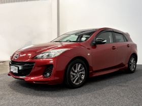 Mazda AXELA 2013
