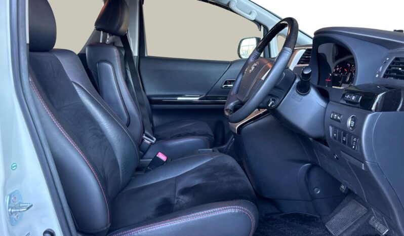 
								Toyota Vellfire 2.4Z Golden Eyez 2013 full									