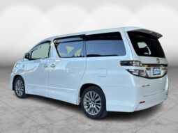 
										Toyota Vellfire 2.4Z Golden Eyez 2013 full									