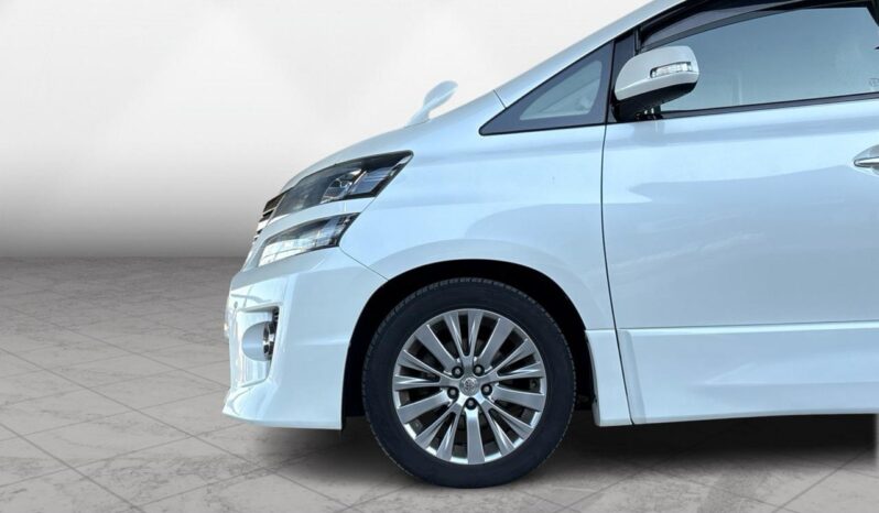
								Toyota Vellfire 2.4Z Golden Eyez 2013 full									