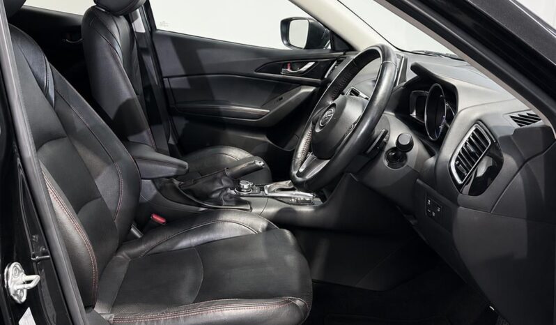 
								Mazda AXELA SPORT 20S Touring L-Package 2014 full									