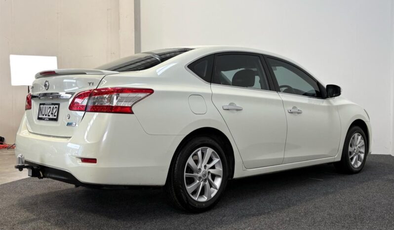 
								Nissan Pulsar TI 2013 full									