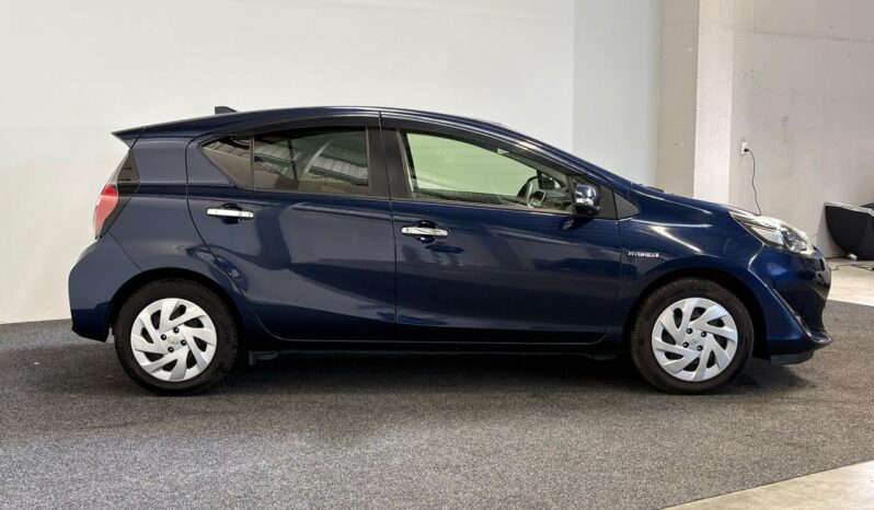 Toyota AQUA S Style Black 2019 full