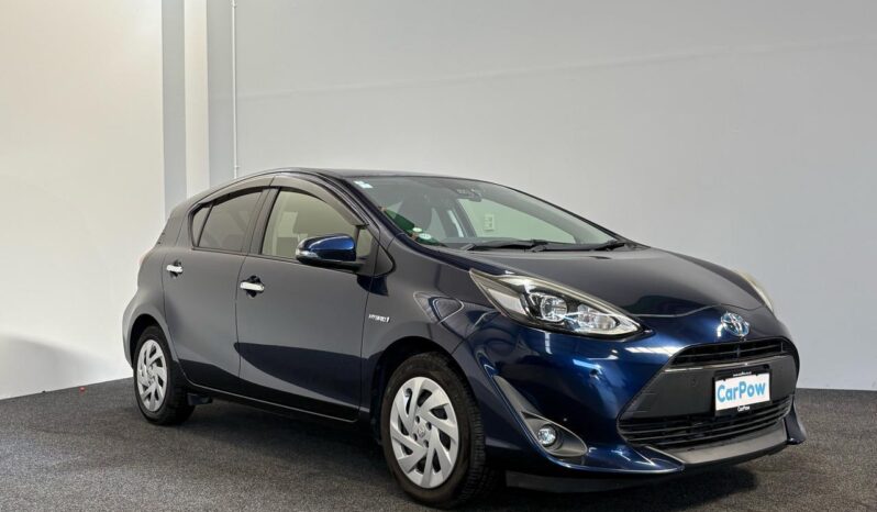 Toyota AQUA S Style Black 2019 full