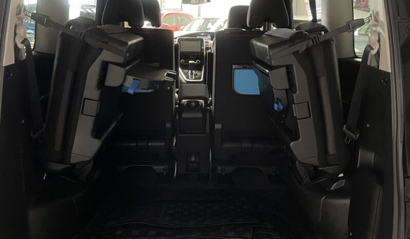 
								Nissan SERENA HIGHWAY STAR 2017 full									