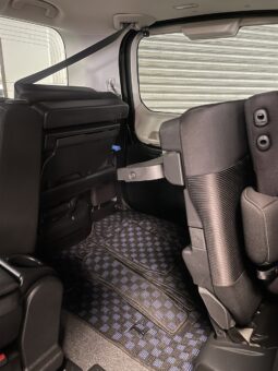 
										Nissan SERENA HIGHWAY STAR 2017 full									